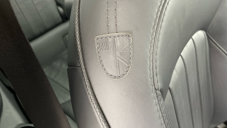 MINI Hatchback 1.5 Cooper Exclusive II 3dr [Comfort Pack] Petrol Hatchback